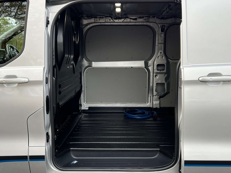 2024 Ford E-Transit 320 65kWh Sport Panel Van 5dr Electric Auto L2 H1 (218 ps) LONG WHEEL BASE Pa...