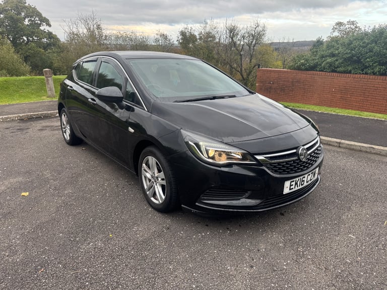 Vauxhall, ASTRA, Hatchback, 2016, Manual, 1598 (cc), 5 doors £2,400