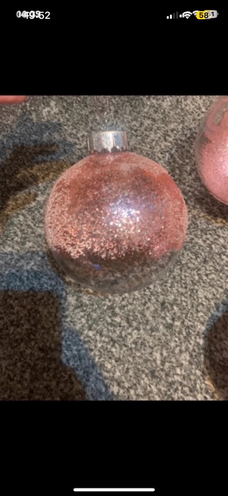 NEW SET OF 4 PINK GLITTER LARGE CHRISTMAS TREE BAUBLES