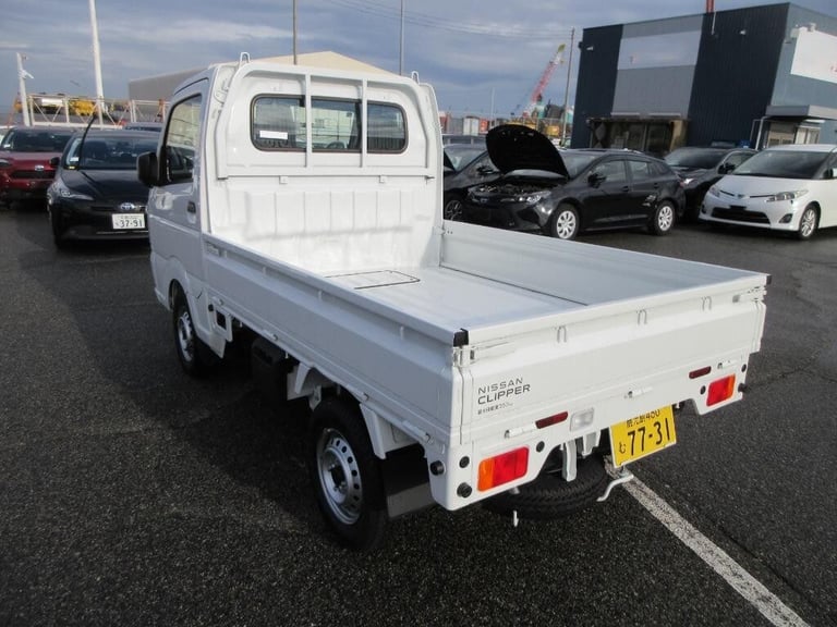 2024 Nissan NT100 Clipper DX 4WD MANUAL 660cc KEI TRUCK DELIVERY MILEAGE Pickup Petrol Manual