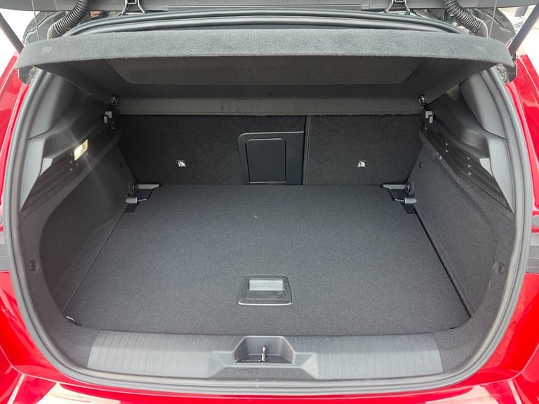 2025 Vauxhall Astra Ultimate 1.2T 145PS MHEV Hybrid e-DCT6 Auto HATCHBACK Petrol/Electric Hybrid ...