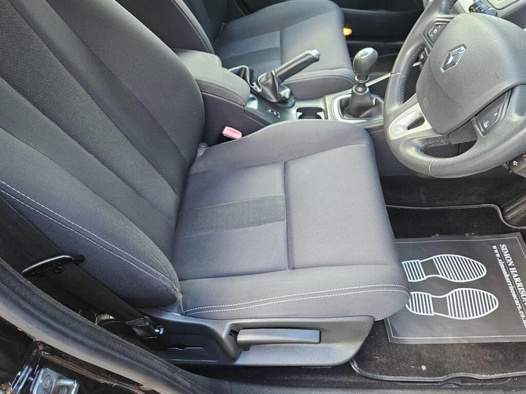 Renault, MEGANE, Hatchback, 2011, Manual, 1461 (cc), 5 doors
