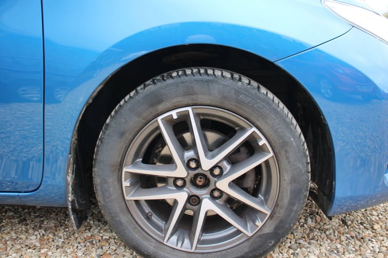 2014 Toyota Auris 1.6 V-Matic Icon Plus Euro 5 5dr HATCHBACK Petrol Manual