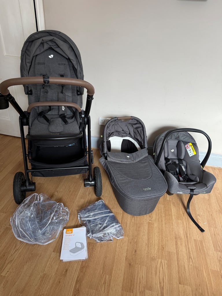 Joie travel system grey pram/pushchair with car seat