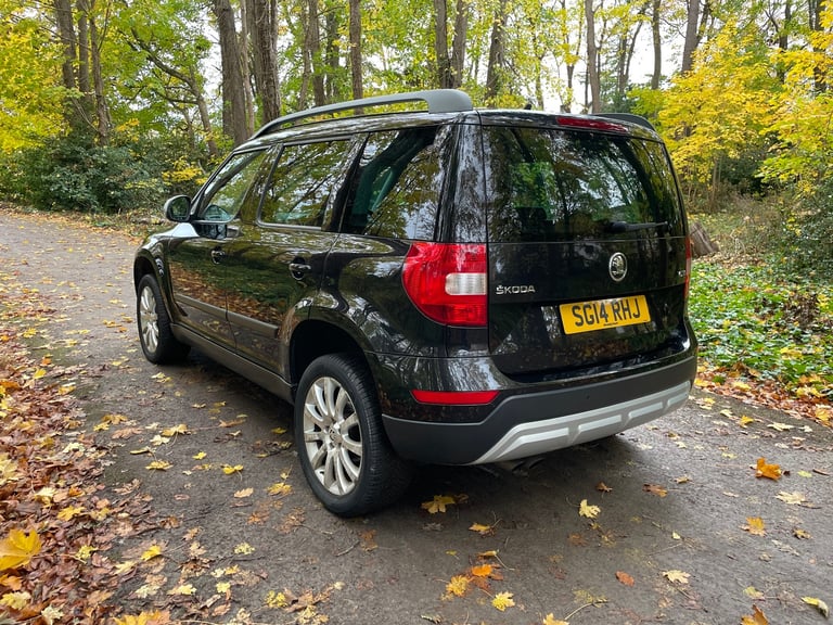 Skoda, YETI OUTDOOR elegance, Hatchback, 2014, Manual, 1968 (cc), 5 doors