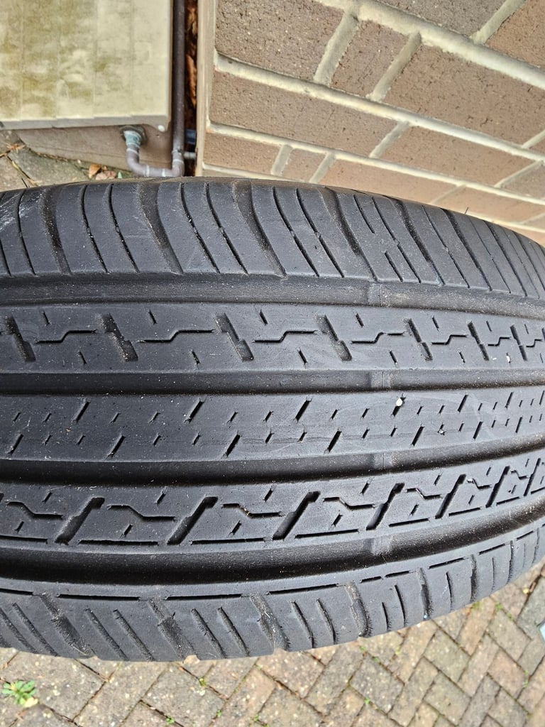 Dunlop ST30 225/65/17 102H M+S Used Tyre 
