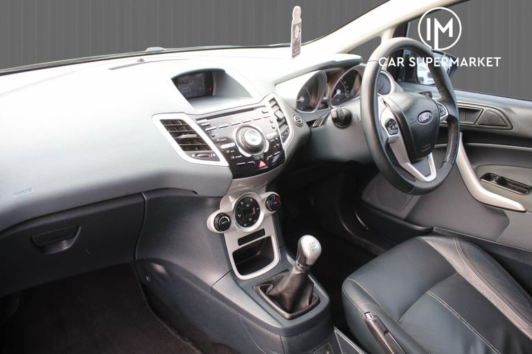 2010 Ford Fiesta 1.6 Titanium 3dr HATCHBACK Petrol Manual