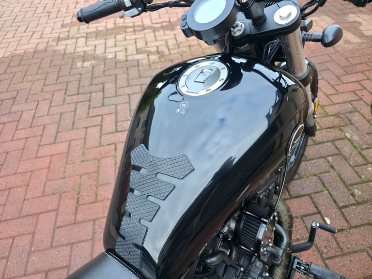 Keeway, V, 2023, 125 (cc) V Twin Engine