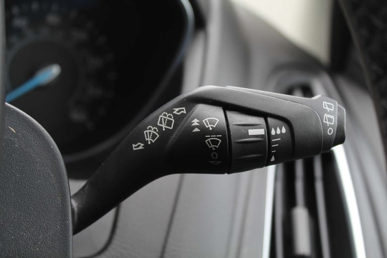 2016 Ford Focus 1.6 Focus Titanium Auto 5dr Hatchback Petrol Automatic