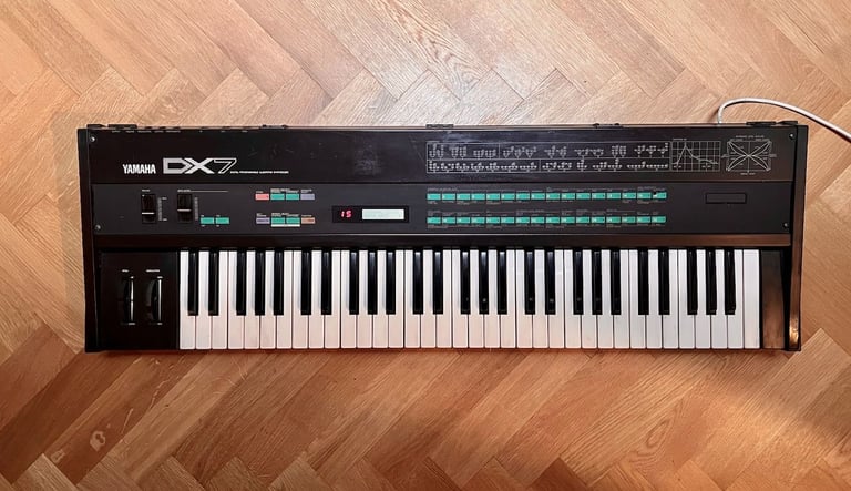Yamaha DX7 FM Synthesizer