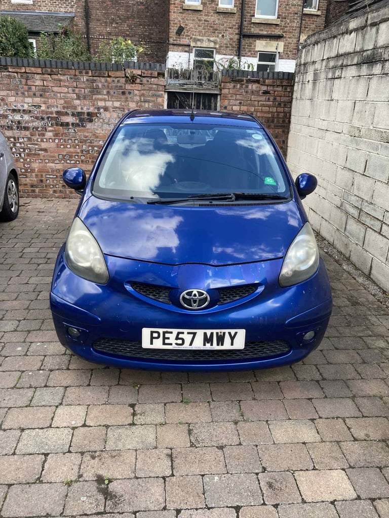 Toyota, AYGO, Hatchback, 2007, Manual, 998 (cc), 5 doors