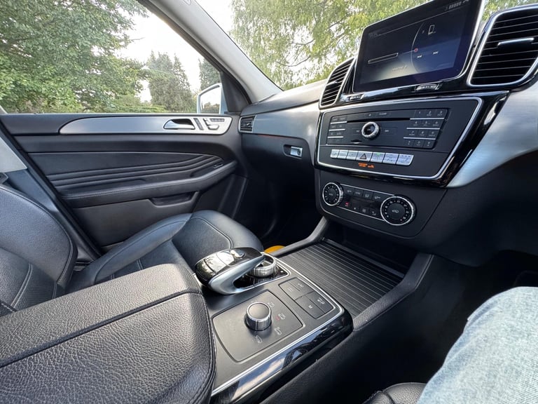 2016 Mercedes-Benz GLE 3.0 GLE350d V6 AMG Line (Premium) G-Tronic 4MATIC Euro 6 (s/s) 5dr ESTATE ...