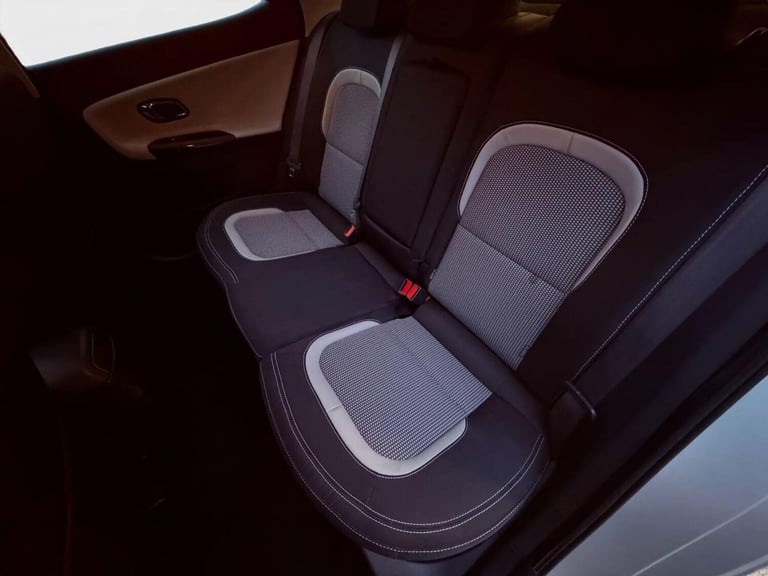 2015 Kia Ceed 1.6 GDi 3 DCT Euro 5 5dr HATCHBACK Petrol Automatic