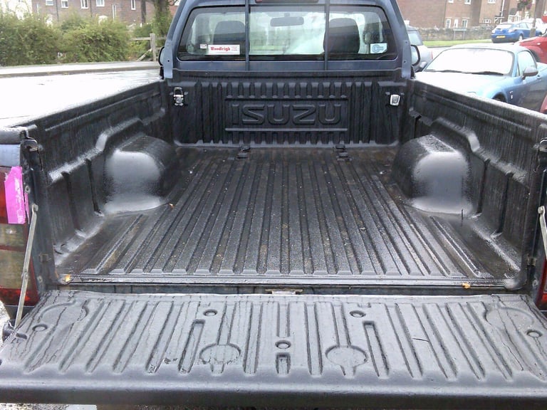 ISUZU D-MAX 1.9 TD Utility 2017