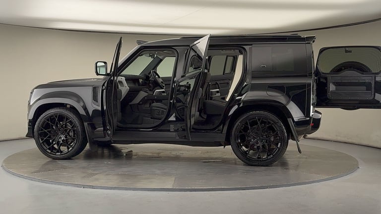 2022 Land Rover Defender 110 2.0 P400e 15.4kWh XS Edition SUV 5dr Petrol Plug-in Hybrid Auto 4WD ...
