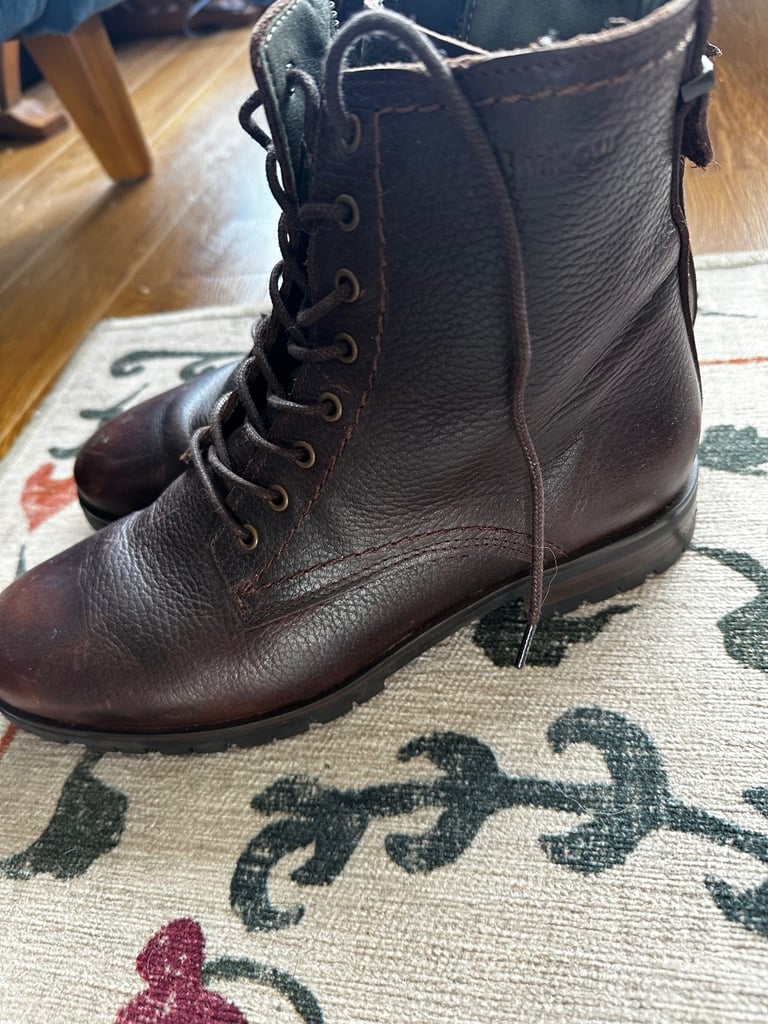 Barbour ladies brown boots