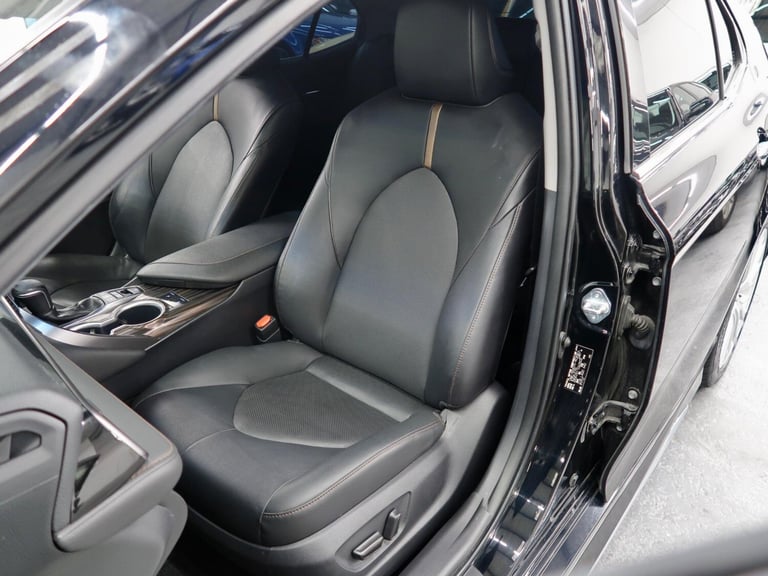 2020 Toyota Camry 2.5 VVT-h Excel CVT Euro 6 (s/s) 4dr Saloon Petrol/Electric Hybrid Automatic