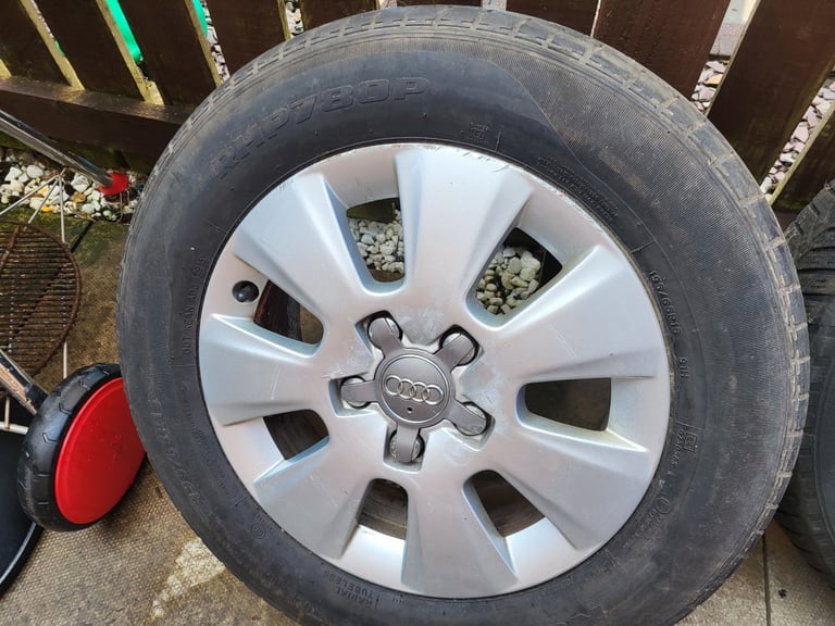 AUDI 15" GENUINE ALLOYS 
