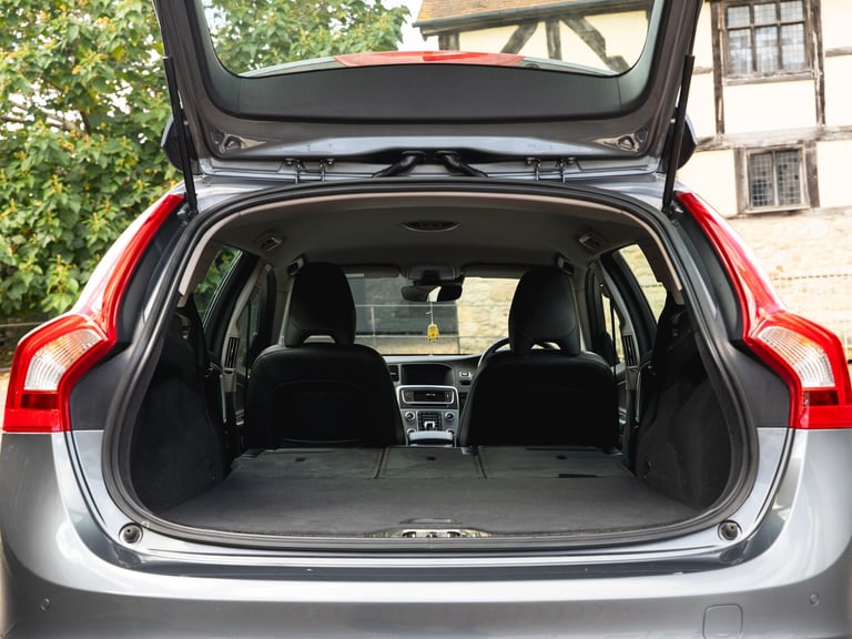 2016 Volvo V60 D3 (150) SE Lux Nav 5dr Diesel