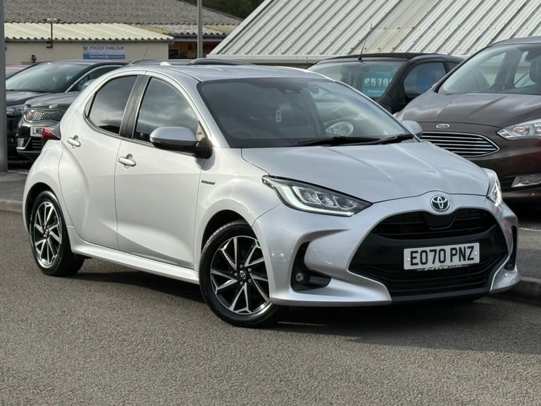 2020 Toyota Yaris 1.5 VVT-h Design Hatchback 5dr Petrol Hybrid E-CVT Euro 6 (s/s) (116 ps) Hatchb...