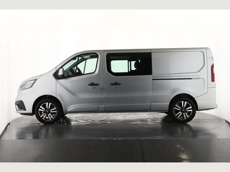 2025 Renault Trafic LL30 Blue dCi 170 ExtraSport[Safety] Crew Van EAG9 PANEL VAN Diesel Automatic