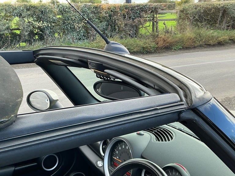 2015 MINI Convertible 1.6 Cooper S 2dr CONVERTIBLE PETROL Manual