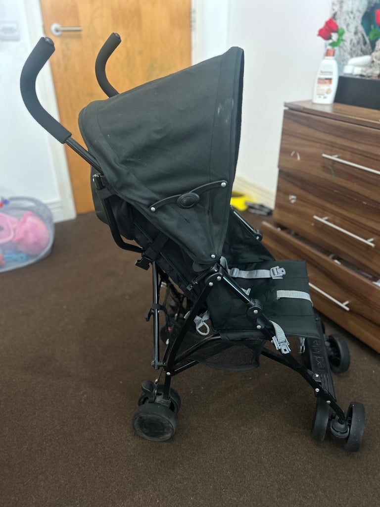 Baby cot(rock able), A stroller for toddler