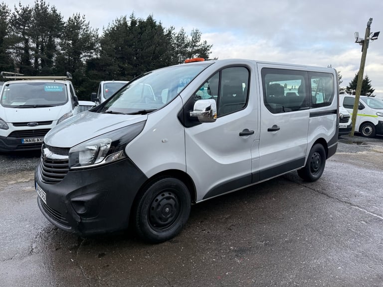 2016 Vauxhall Vivaro 2900 1.6CDTI 95PS ecoFLEX H1 Combi 9 Seat MPV Diesel Manual