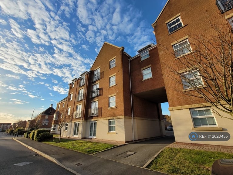 3 bedroom flat in Cornwall Avenue, Buckshaw Village, Chorley, PR7 (3 bed) (#2620435)