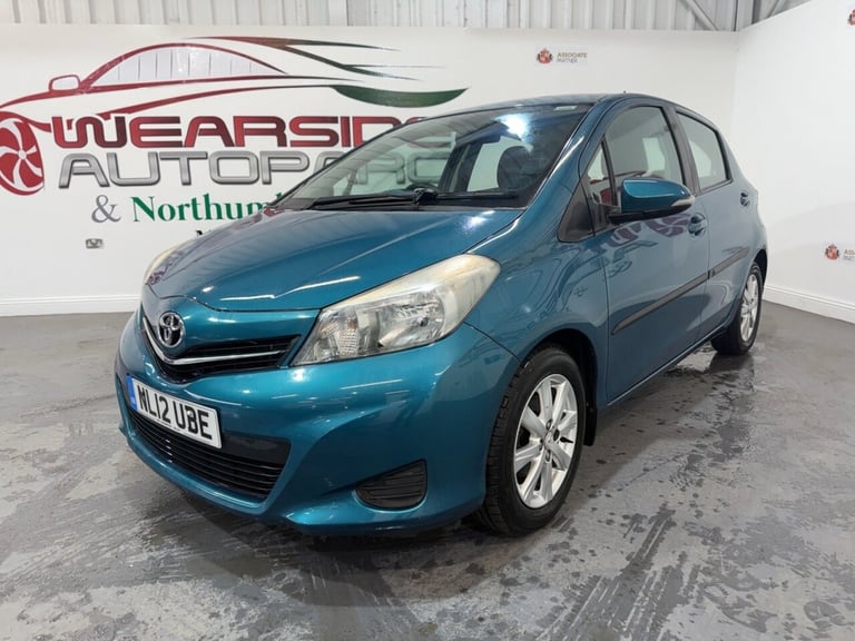 2012 Toyota Yaris 1.33 VVT-i TR 5dr Multidrive S HATCHBACK PETROL Automatic