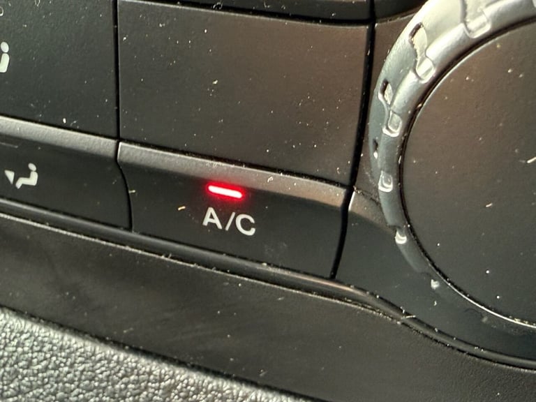 2019 Mercedes-Benz Vito 1.6 111 CDI Panel Van 5dr Diesel Manual FWD L1 Euro 5 (114 ps) PANEL VAN ...