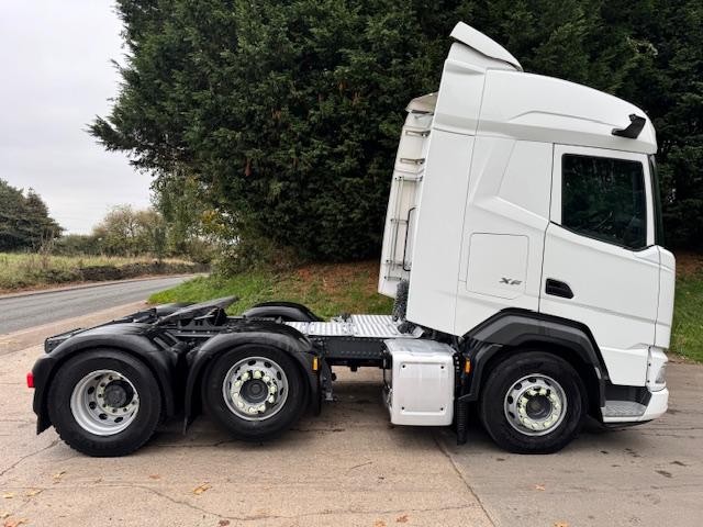 2023 23 DAF XF 480 EURO 6 6X2 TRACTOR UNIT, SLIDER, FRIDGE, MICROWAVE 