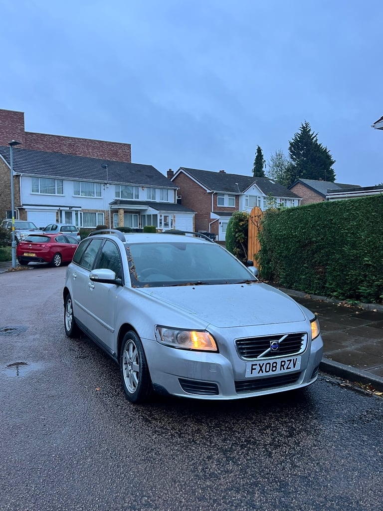 2008 Volvo V50 2.0 Diesel Estate - Automatic - 1 Previous Owner - Dog Cage 🐶⛽️