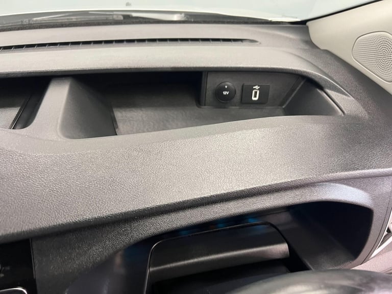 2022 Ford Transit Custom 2.0 300 EcoBlue Limited L2 H1 Euro 6 (s/s) 5dr Panel Van Diesel Manual