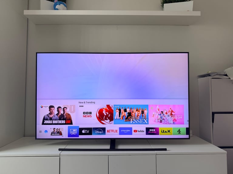 Samsung QE65Q9FN 65” QLED 4K HDR – Flagship Model – Like New – £475 ono