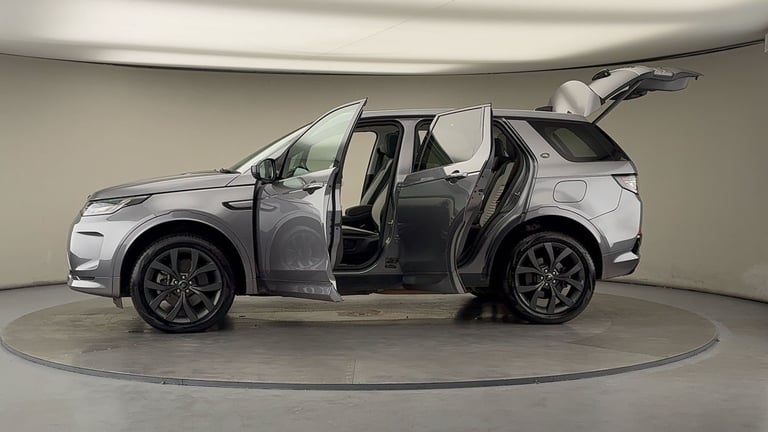 2023 Land Rover Discovery Sport 1.5 P300e 12.2kWh R-Dynamic SE SUV 5dr Petrol Plug-in Hybrid Auto...