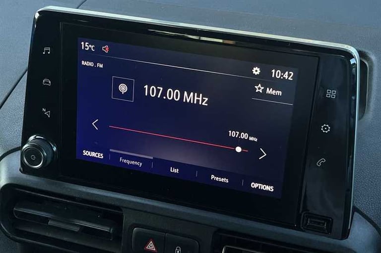 2022 Vauxhall Combo Life 1.5 TURBO D SE 5DR [7 SEAT] MPV Diesel Manual