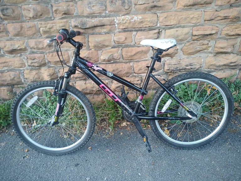 GT Laguna Girls 24-inch Bike VGC