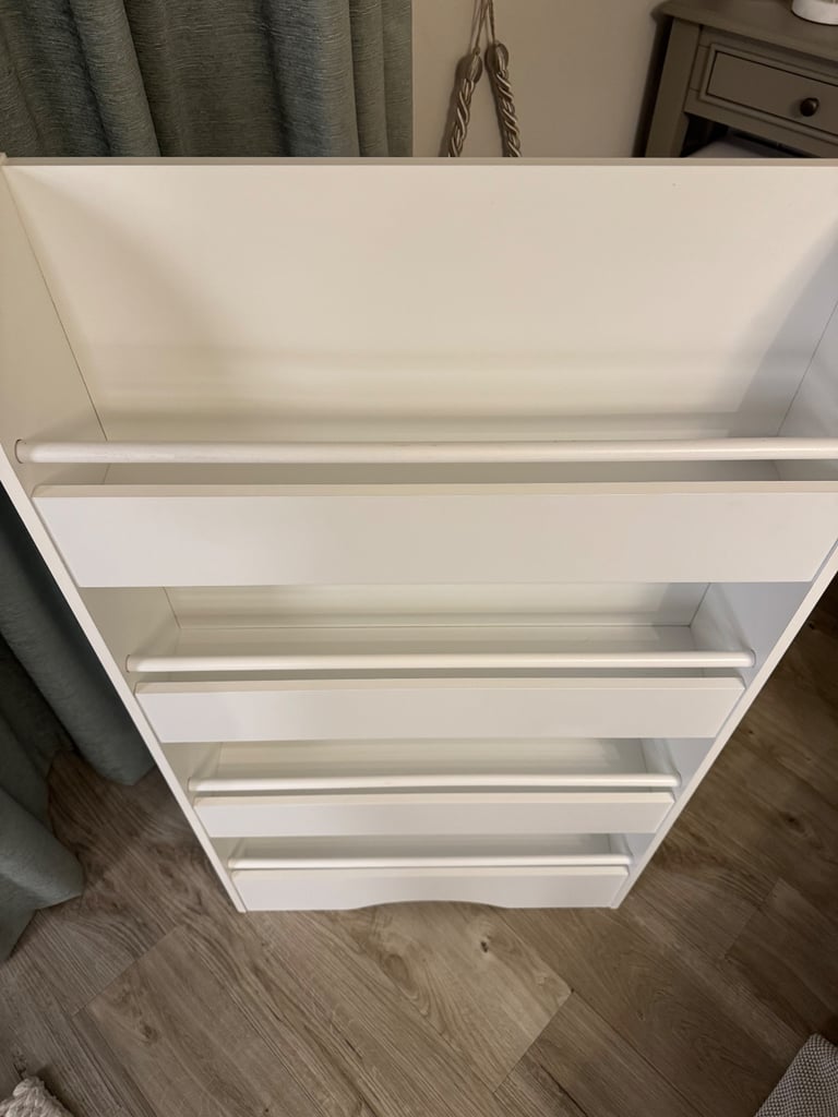JoJo Maman Bébé White Tall Thin Bookcase