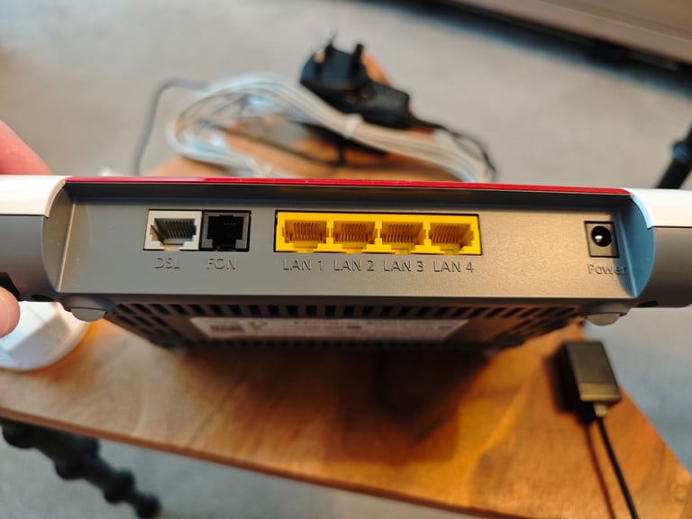 Fritzbox WiFi router ADSL/VDSL/FTTP