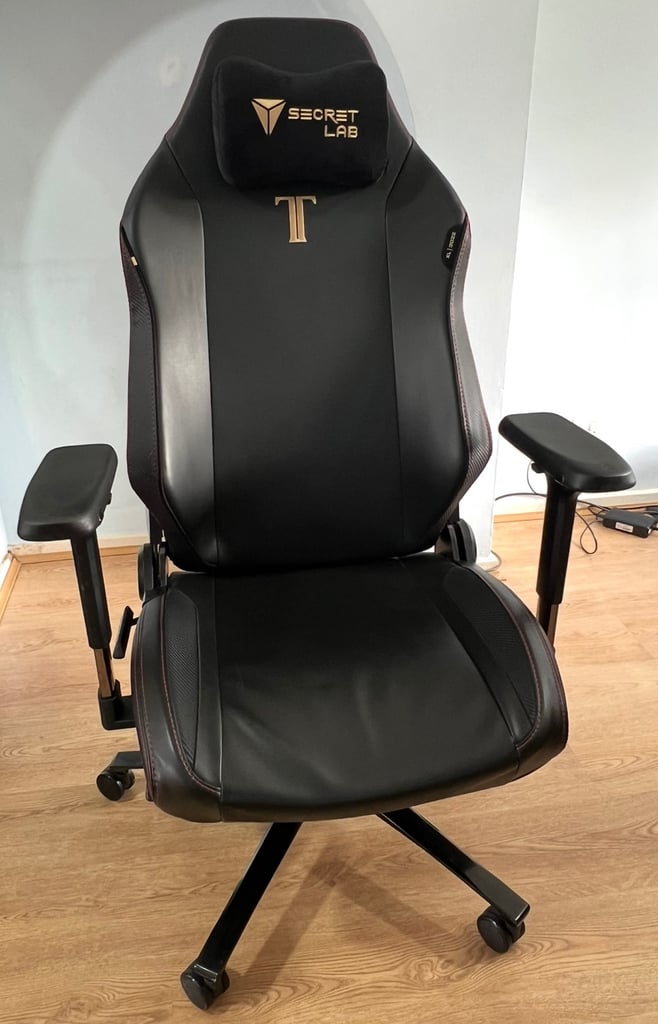 Secretlab TITAN EVO 2022 Series XL NEO Hybrid Leatherette Stealth Chair (USED)-Collection Only