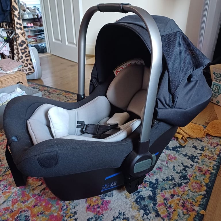 image for Nuna Pipa Newborn Car Seat
