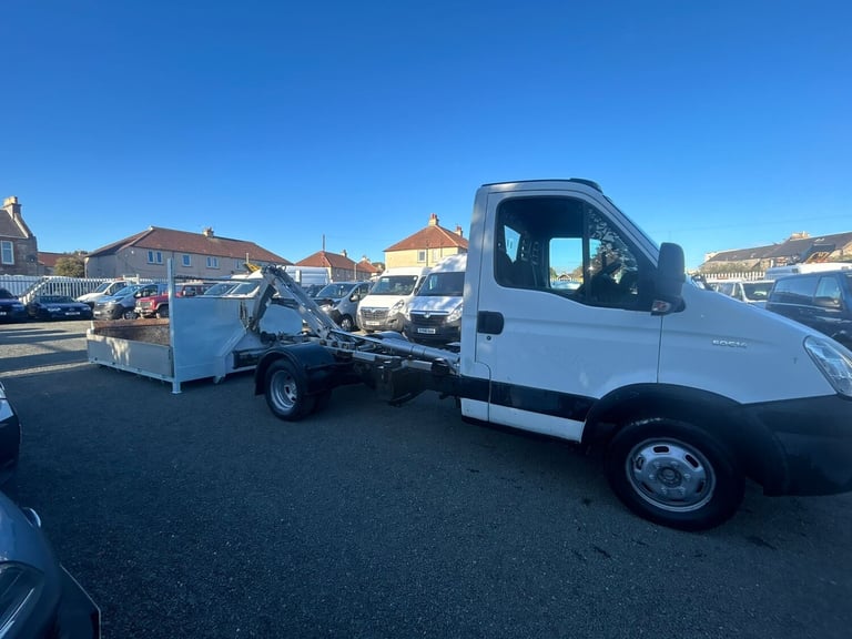 2011 Iveco Daily HOOKLIFT NA Diesel Manual