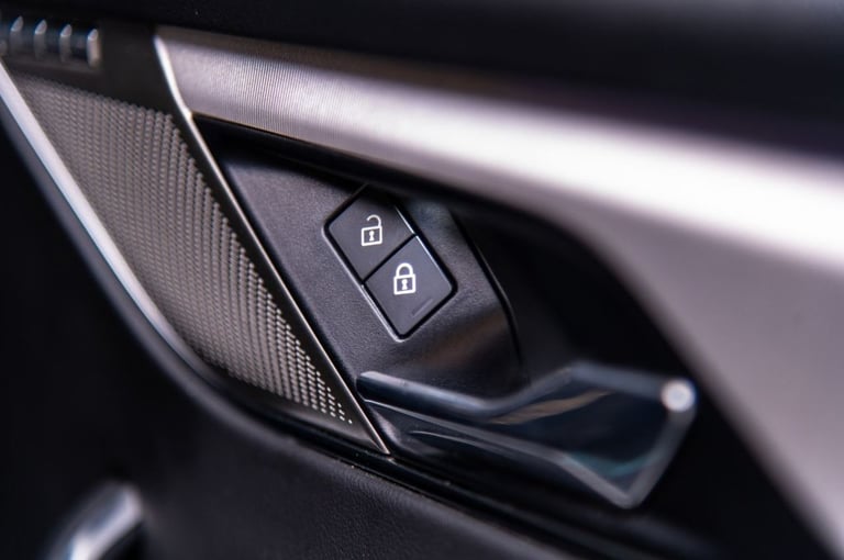 2021 Jaguar F-Pace 2.0 P250i R-Dynamic SE SUV 5dr Petrol Auto AWD Euro 6 (s/s) (250 ps) ESTATE Pe...