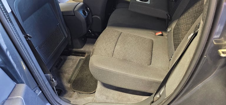 Peugeot, 3008, Hatchback, 2015, Manual, 1199 (cc), 5 doors