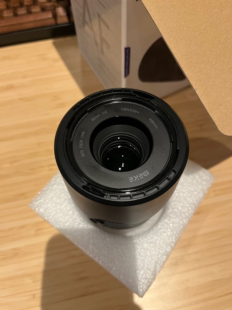 Meike fe 50mm f/1.8 sony lens