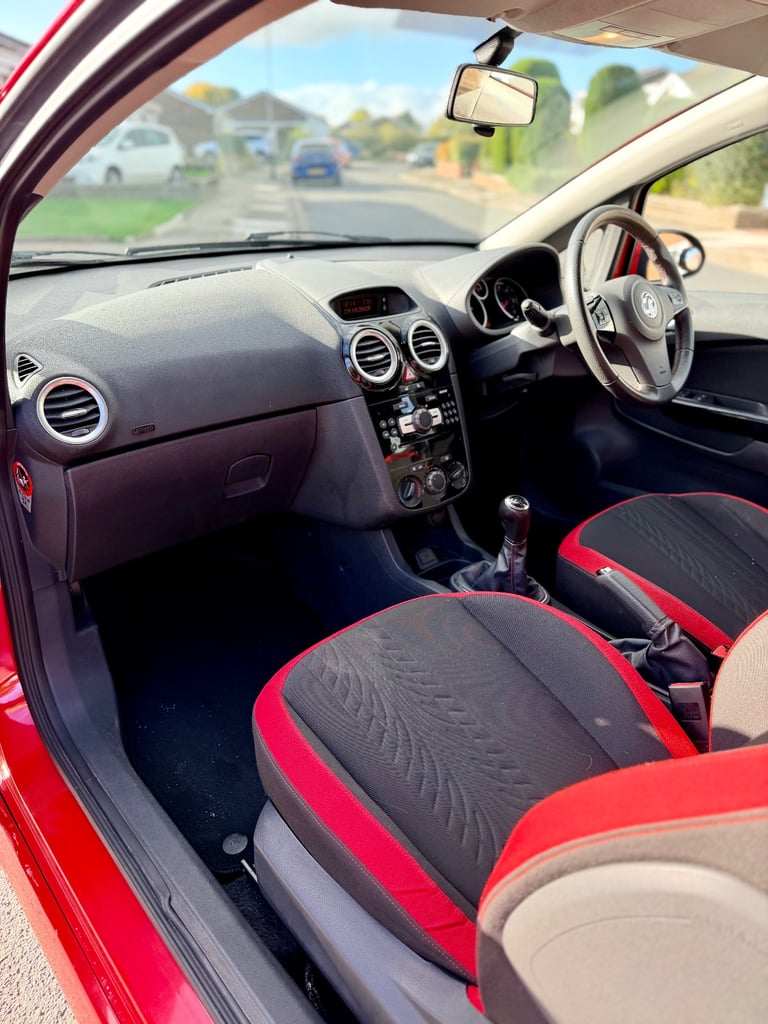 2013 Vauxhall Corsa SRI FSH LOW MILES TOP SPEC