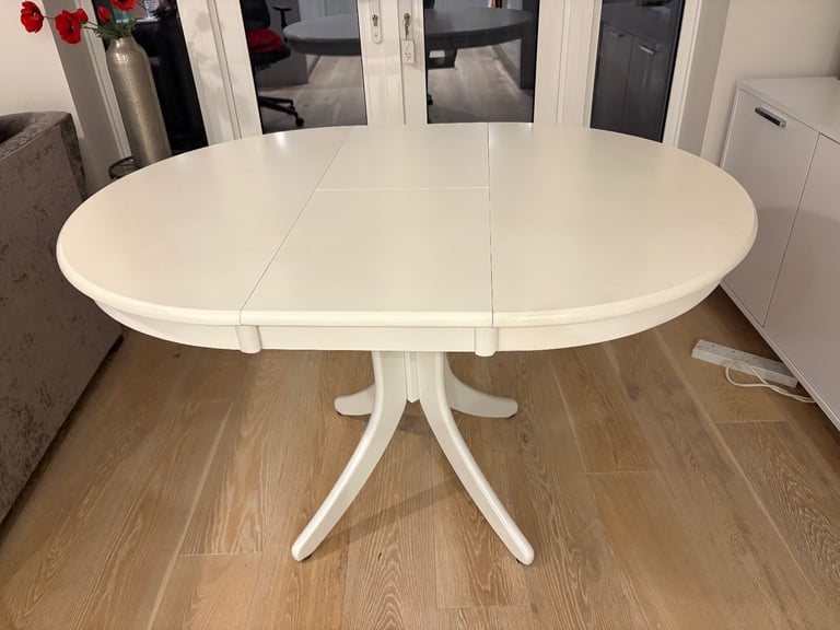 Second-Hand Dining Tables Chairs for Sale in Bromley, London