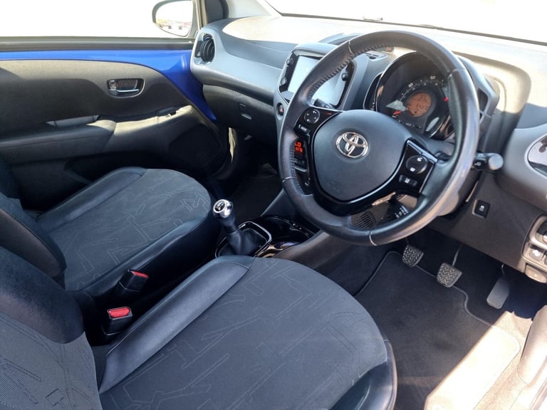 2018 Toyota AYGO 1.0 VVT-i x-clusiv Euro 6 5dr (Safety Sense) HATCHBACK Petrol Manual