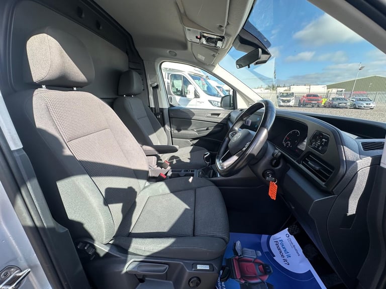 2022 Volkswagen Caddy 2.0 TDI C20 Commerce Pro SWB Euro 6 (s/s) 5dr PANEL VAN Diesel Manual